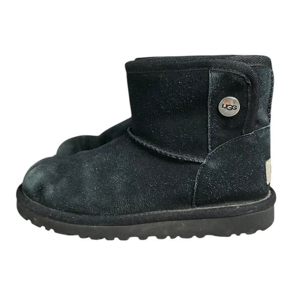 UGG Kids Classic Mini Button Boots Black Suede Size 12 Youth Winter/Fall Short - Picture 1 of 9